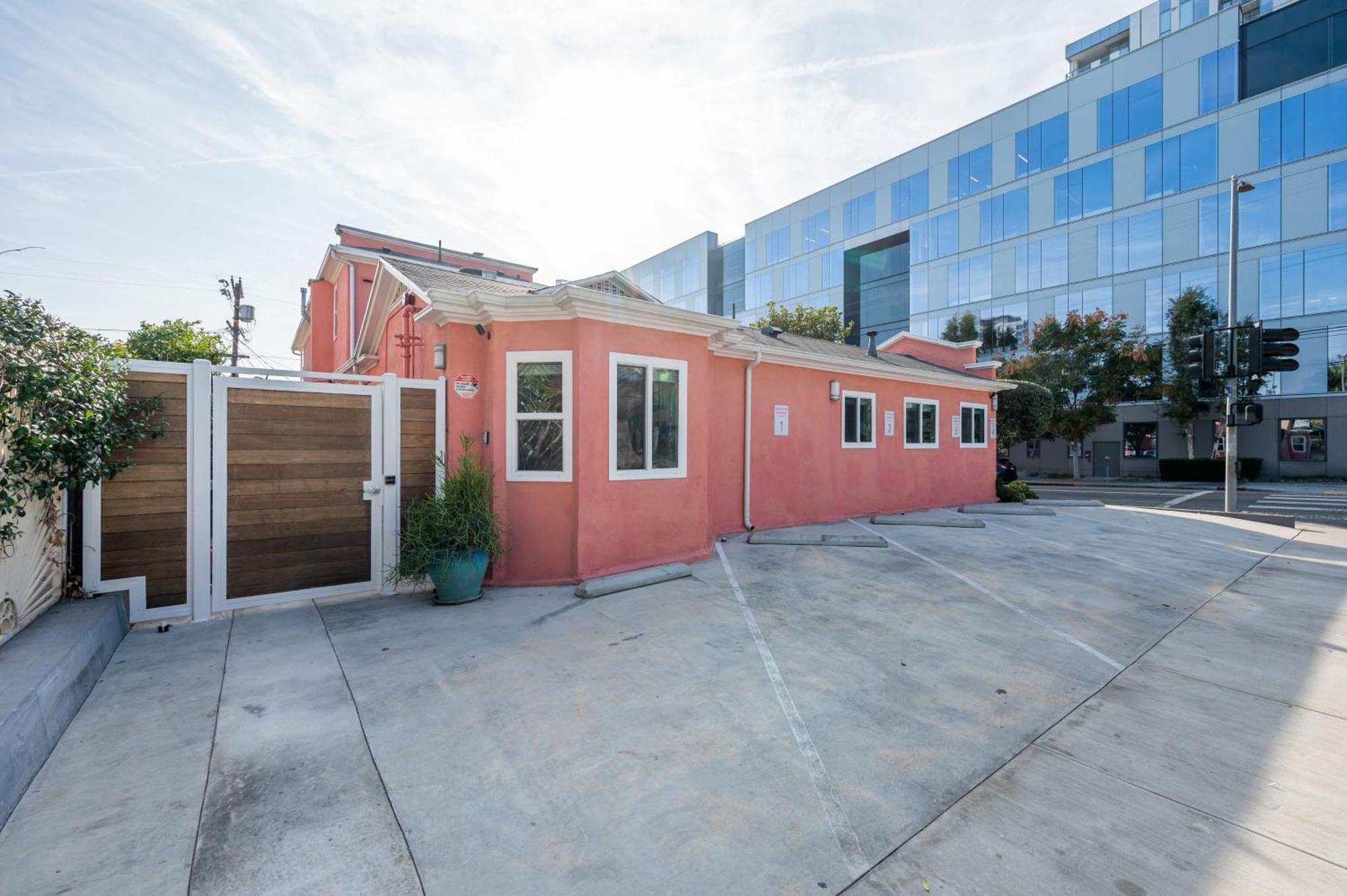 Southwest Chic Bungalow In The Heart Of Hollywood Los Angeles Exterior photo
